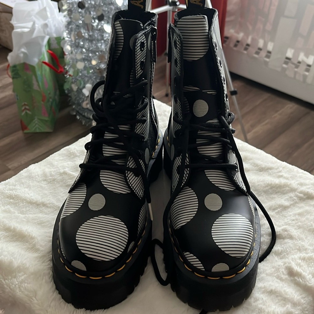 DR. MARTENS JADON BOOT POLKA DOT SMOOTH LEATHER PLATFORMS, Black + White